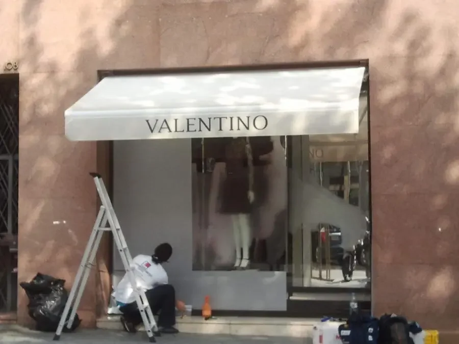 Vinilo de Privacidad Glaseado - Valentino